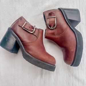 Sketchers vintage heels size 8